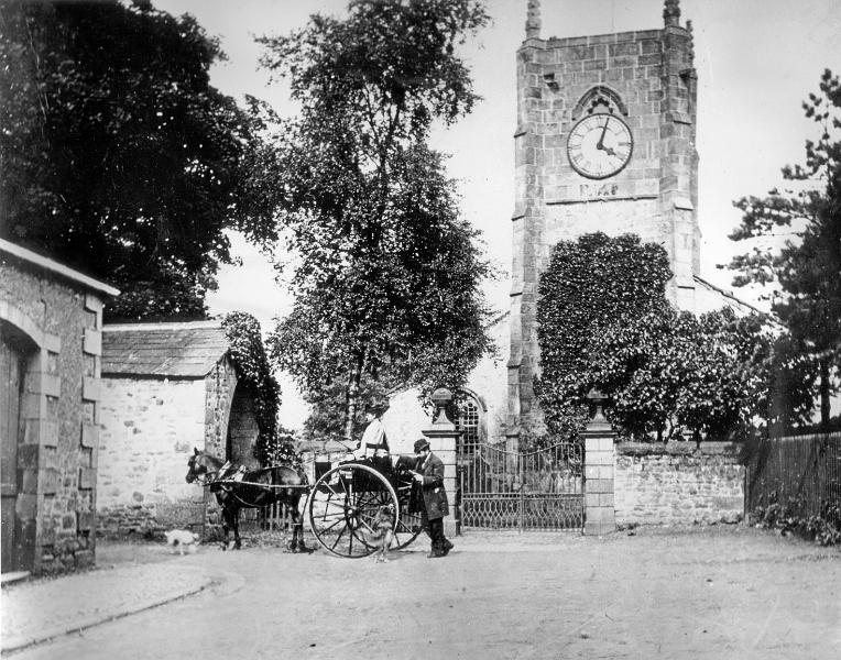 St Marys Church 1900.jpg - St Mary's Church 1900. The gates in this photograph are Iron.